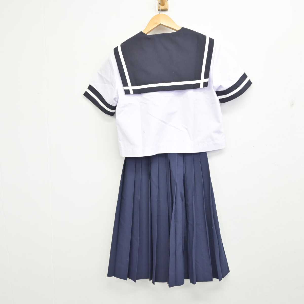 【中古】香川県 高松市立屋島中学校 女子制服 2点 (セーラー服・スカート) sf059573