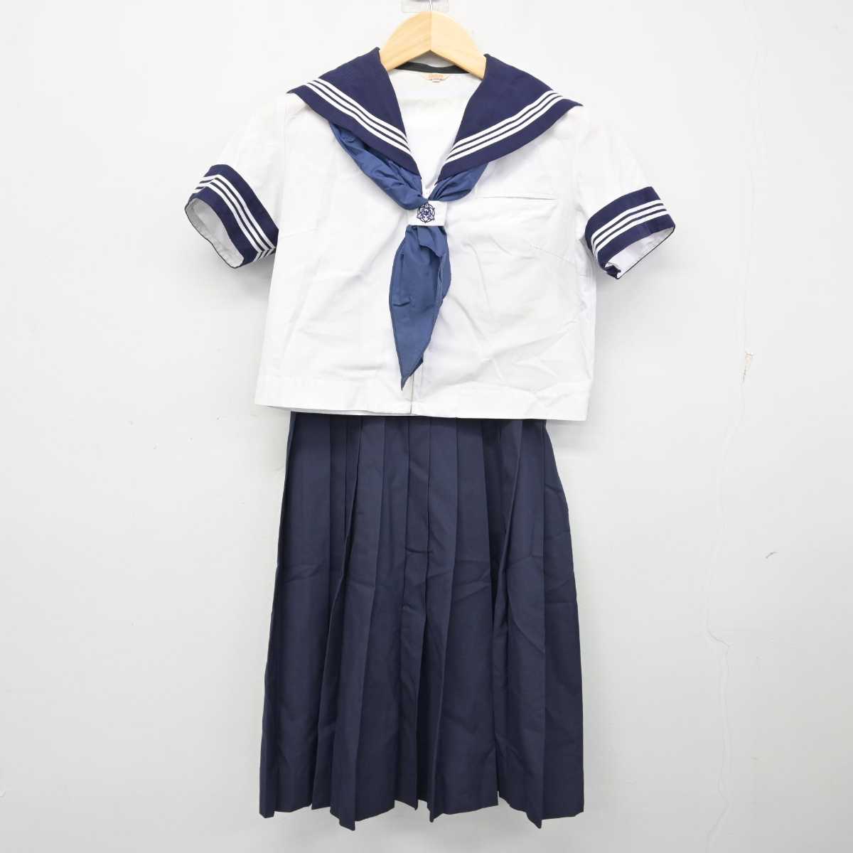 【中古】埼玉県 さいたま市立大谷中学校 女子制服 3点 (セーラー服・スカート) sf059608