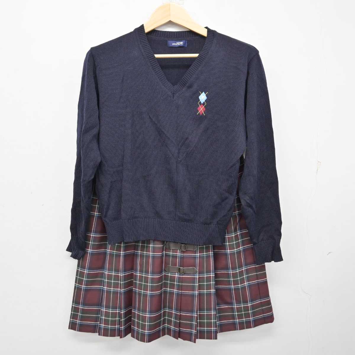 【中古】東京都 八王子実践高等学校 女子制服 4点 (ニット・スカート) sf059627