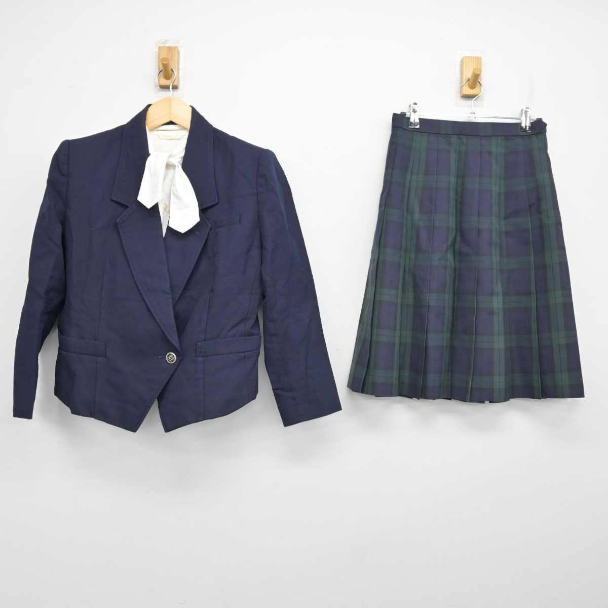 【中古】福岡県 福岡講倫館高等学校/旧:西福岡高等学校 女子制服 3点 (ブレザー・シャツ・スカート) sf059632