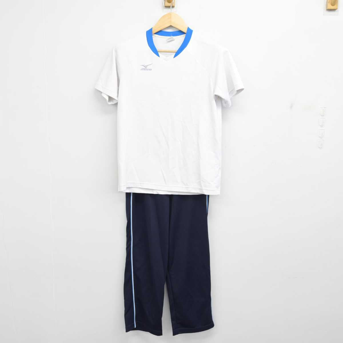 【中古】兵庫県 氷丘中学校 女子制服 3点 (体操服 上・体操服 上・ジャージ 下) sf059649