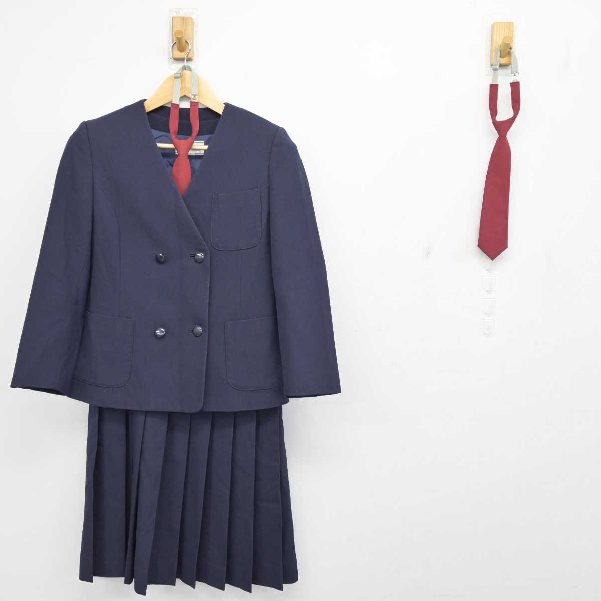 【中古】新潟県 小新中学校 女子制服 4点 (ブレザー・ジャンパースカート) sf059655