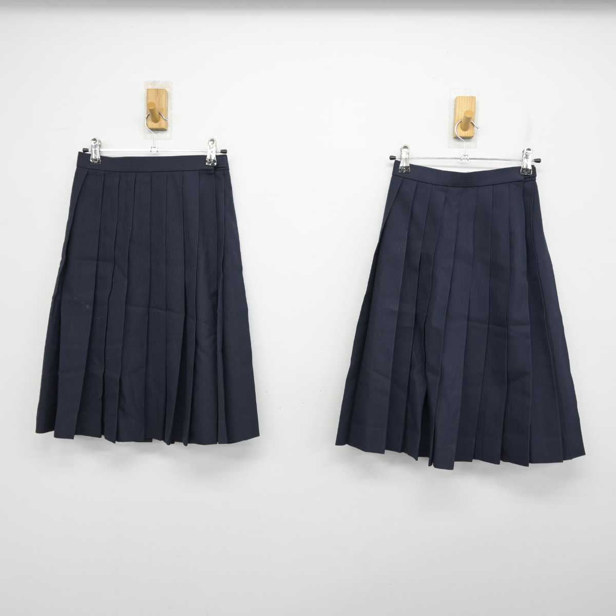 【中古】大阪府 早稲田摂陵高等学校 女子制服 3点 (セーラー服・スカート・スカート) sf059687