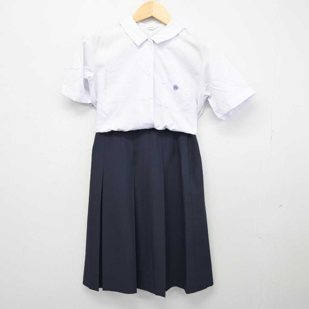中古】高知県 愛宕中学校 女子制服 2点 (シャツ・スカート
