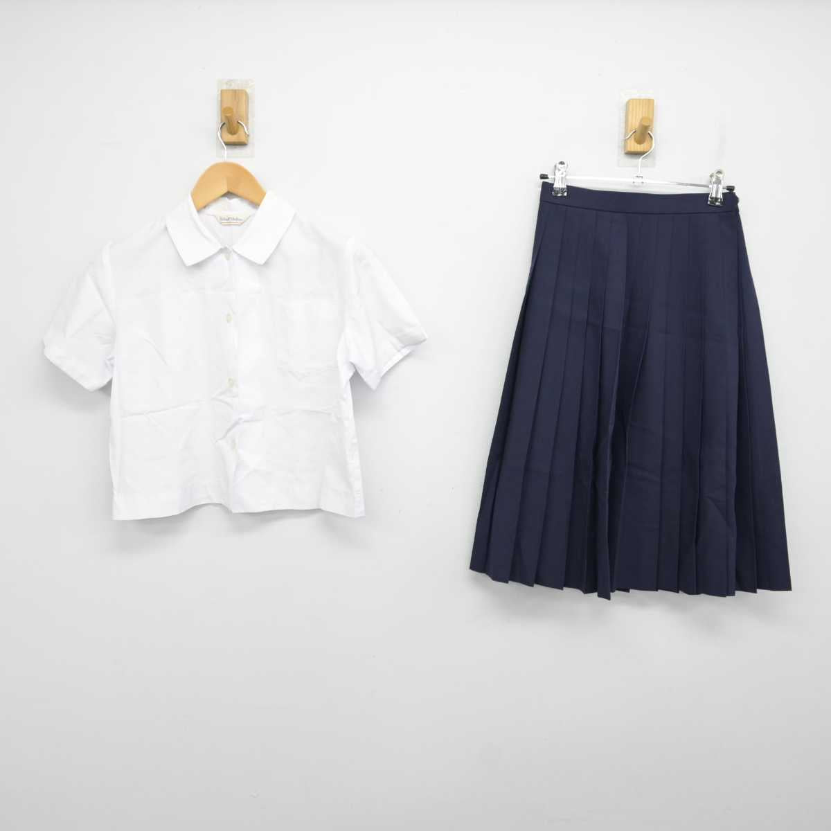 【中古】愛知県 甲山中学校 女子制服 2点 (シャツ・スカート) sf059814