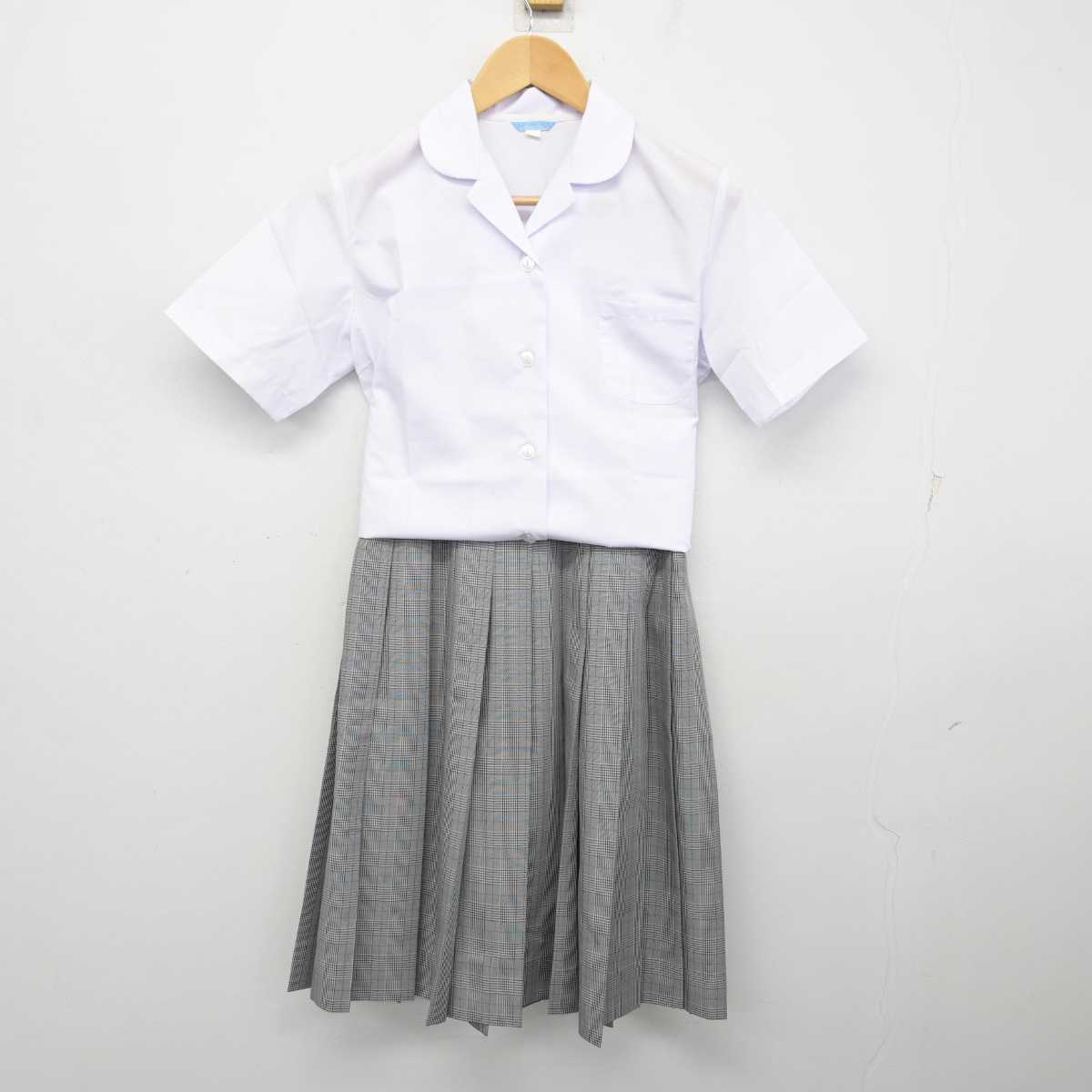 【中古】福岡県 曽根中学校 女子制服 2点 (シャツ・スカート) sf059824