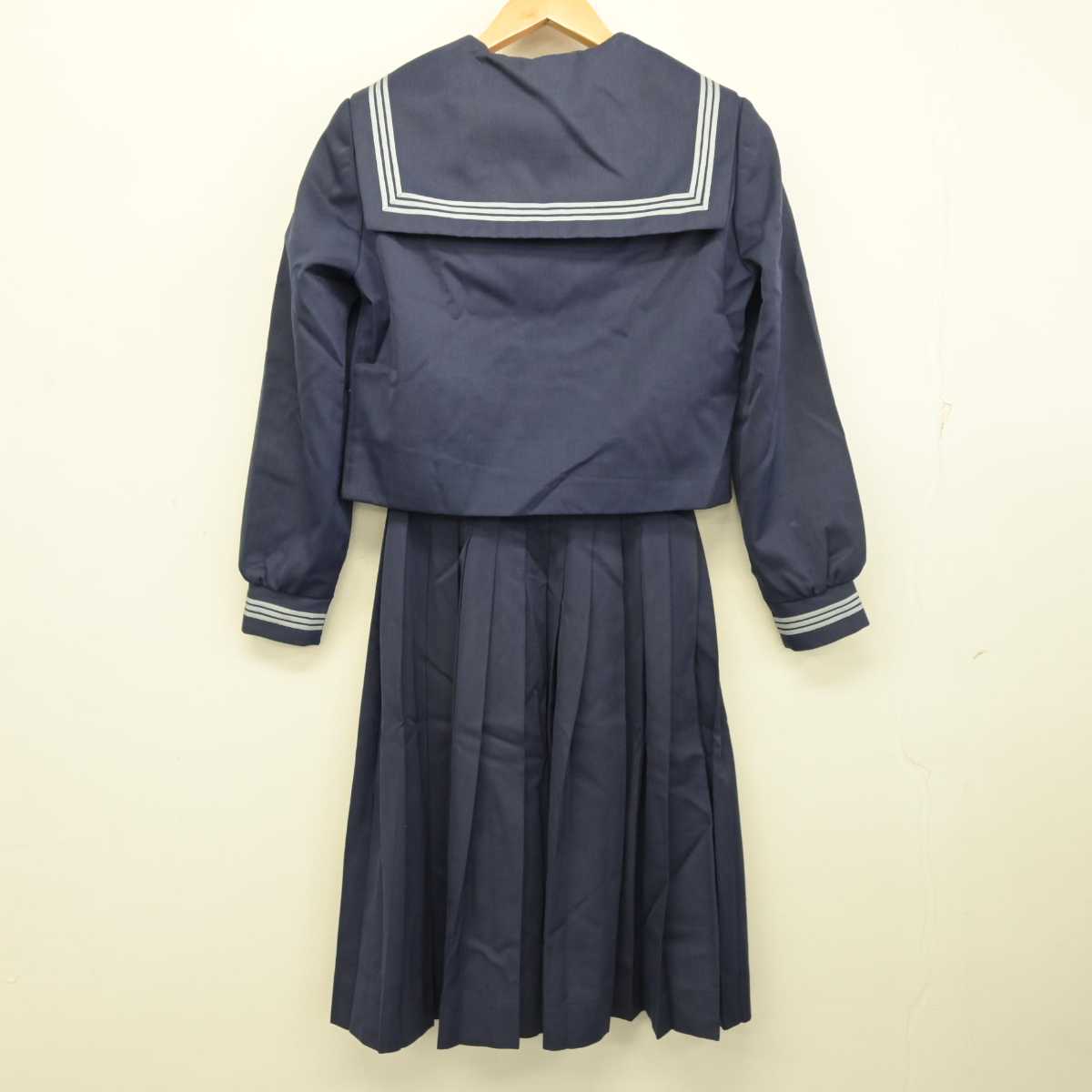 【中古】高知県 岡豊高等学校 女子制服 3点 (セーラー服・スカート) sf059886