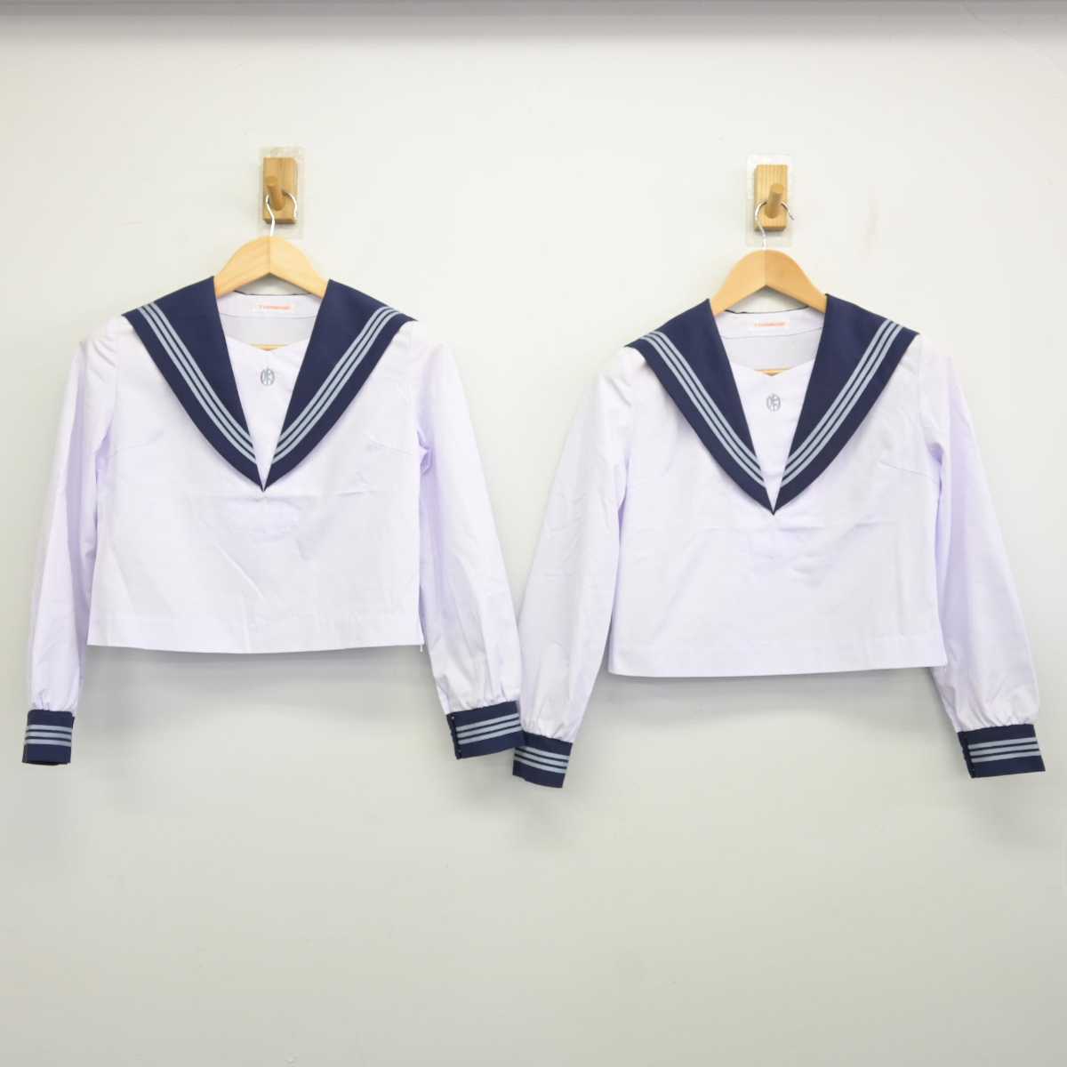 【中古】高知県 岡豊高等学校 女子制服 2点 (セーラー服) sf059888