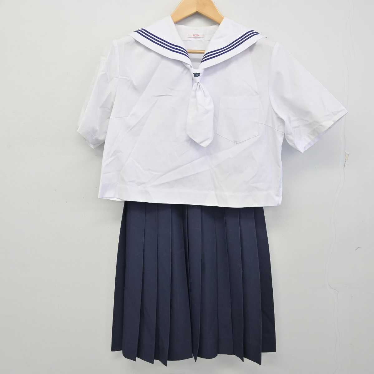 【中古】鳥取県 大山中学校 女子制服 3点 (セーラー服・スカート) sf059936