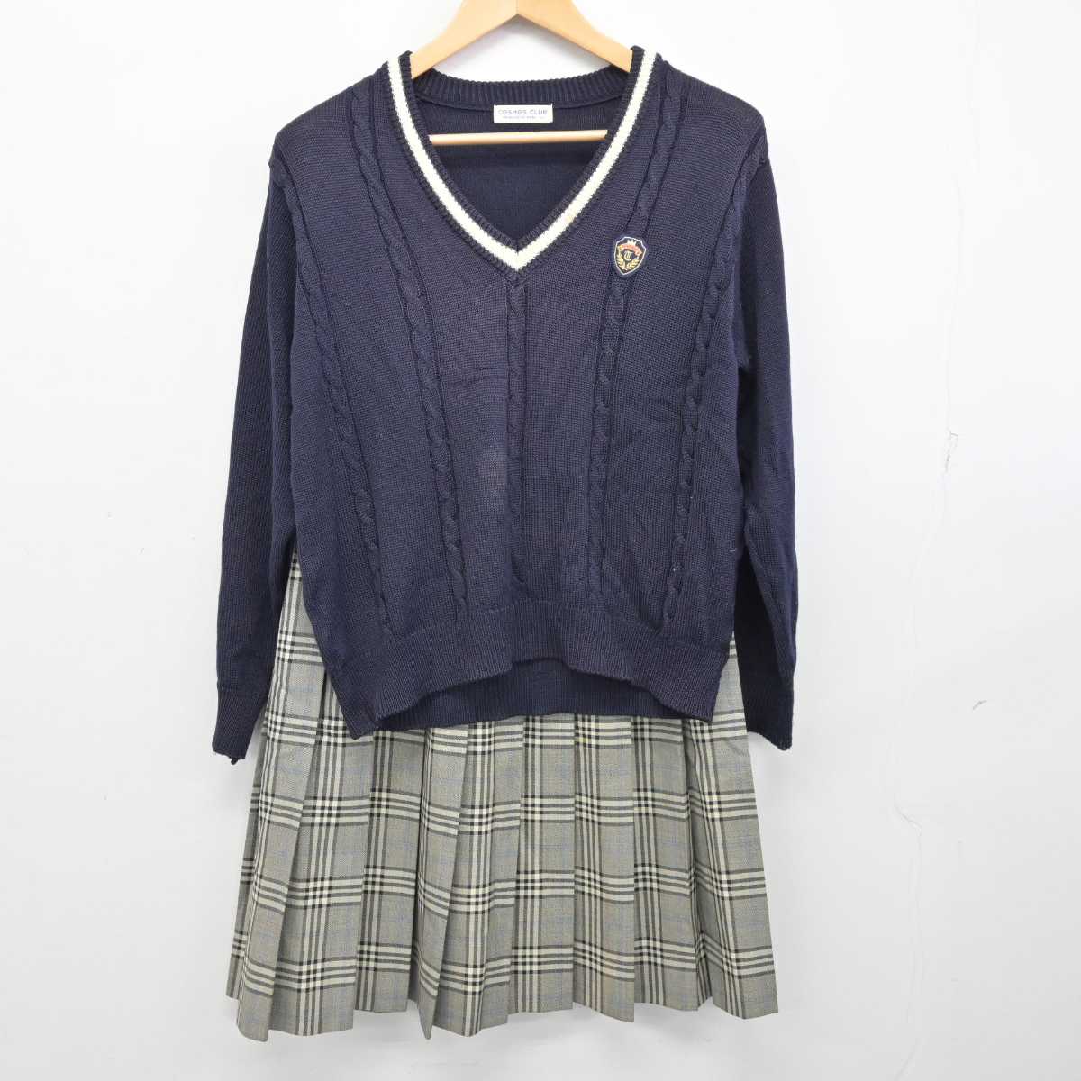 【中古】兵庫県 太子高等学校 女子制服 2点 (ニット・スカート) sf059960