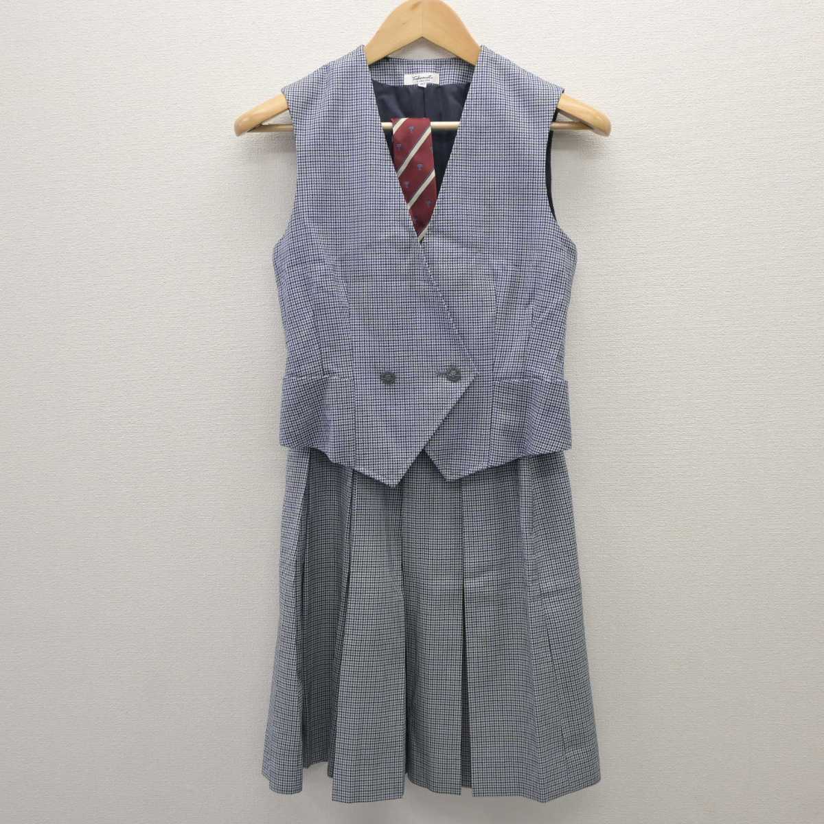 【中古】熊本県 東海大学付属熊本星翔高等学校 女子制服 4点 (ブレザー・ベスト・スカート) sf060056