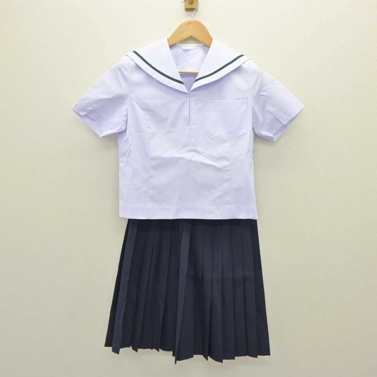 【中古】和歌山県 岩出中学校 女子制服 2点 (セーラー服・スカート) sf060099