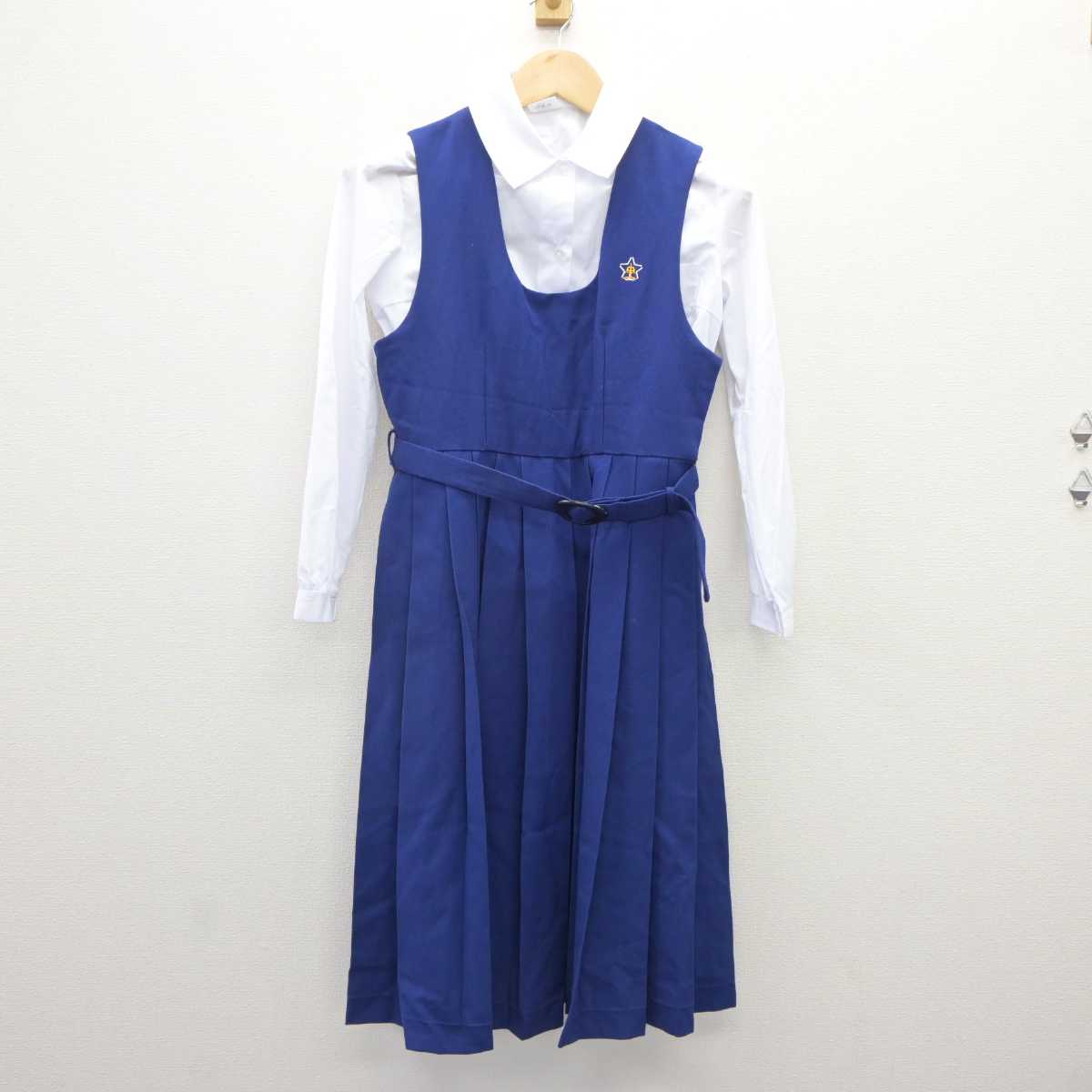 【中古】埼玉県 大相模中学校 女子制服 4点 (セーラー服・シャツ・ジャンパースカート) sf060336