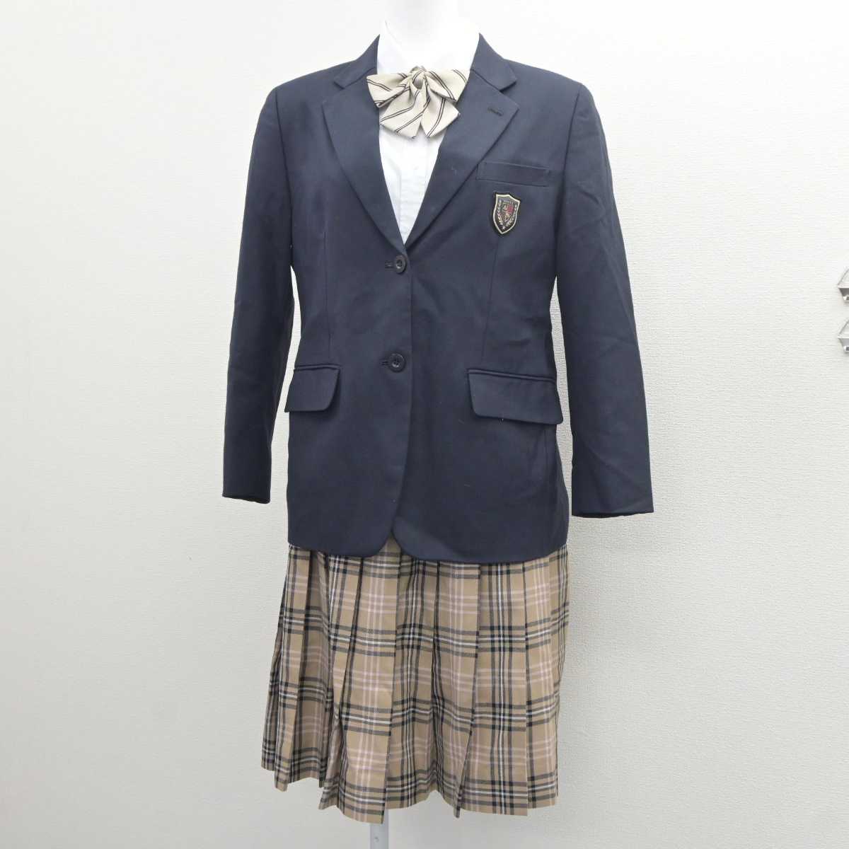 【中古】福岡県 誠修高等学校 女子制服 4点 (ブレザー・シャツ・スカート) sf060595