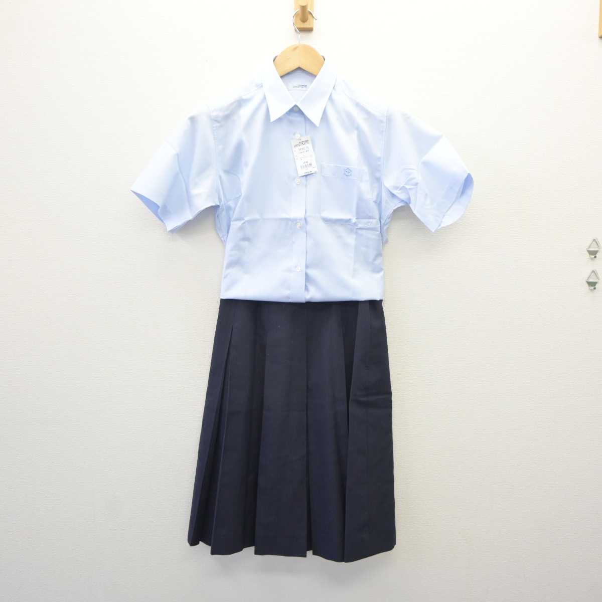 【中古】滋賀県 光泉カトリック高等学校  女子制服 2点 (シャツ・スカート) sf060780