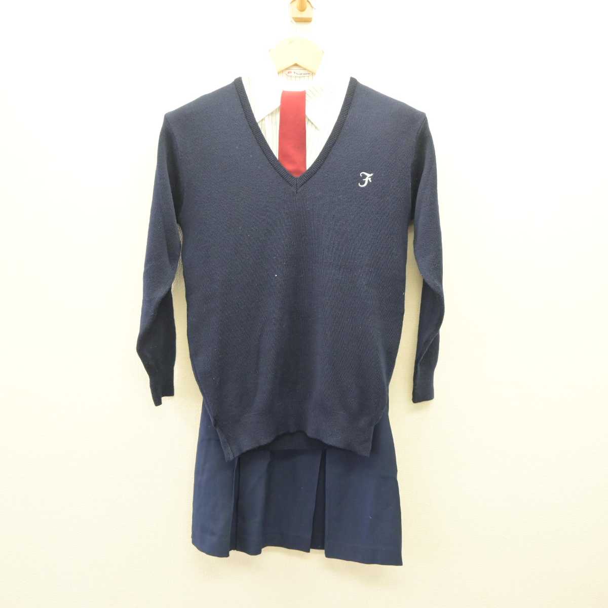 【中古】熊本県 熊本学園大学付属高等学校 女子制服 4点 (ニット・シャツ・スカート) sf060868