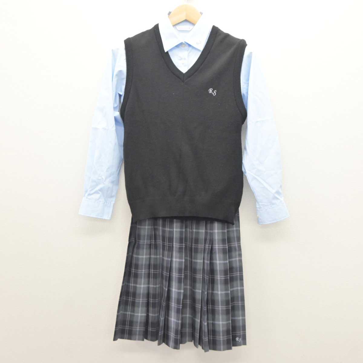 【中古】大阪府 りんくう翔南高等学校 女子制服 3点 (ニットベスト・シャツ・スカート) sf060911