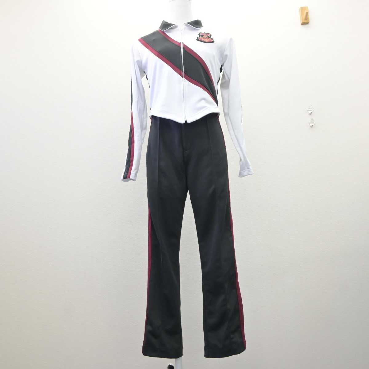 【中古】熊本県 玉名白梅学園玉名女子高等学校/吹奏楽部コスチューム 女子制服 2点 (部活ユニフォーム 上・部活ユニフォーム 下) sf060976