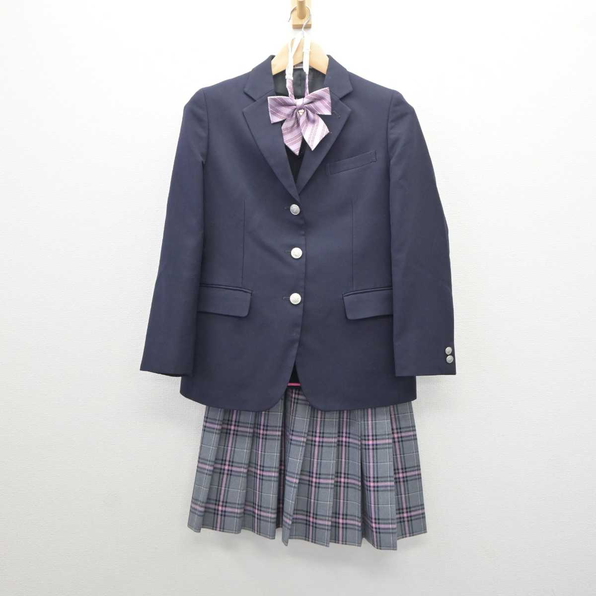 【中古】 クラーク記念国際高等学校 女子制服 4点 (ブレザー・ニット・スカート) sf061095