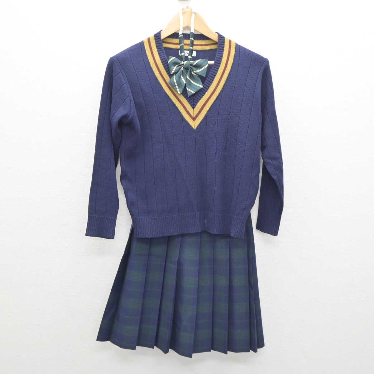 【中古】埼玉県 上尾南高等学校 女子制服 4点 (ブレザー・ニット・スカート) sf061195