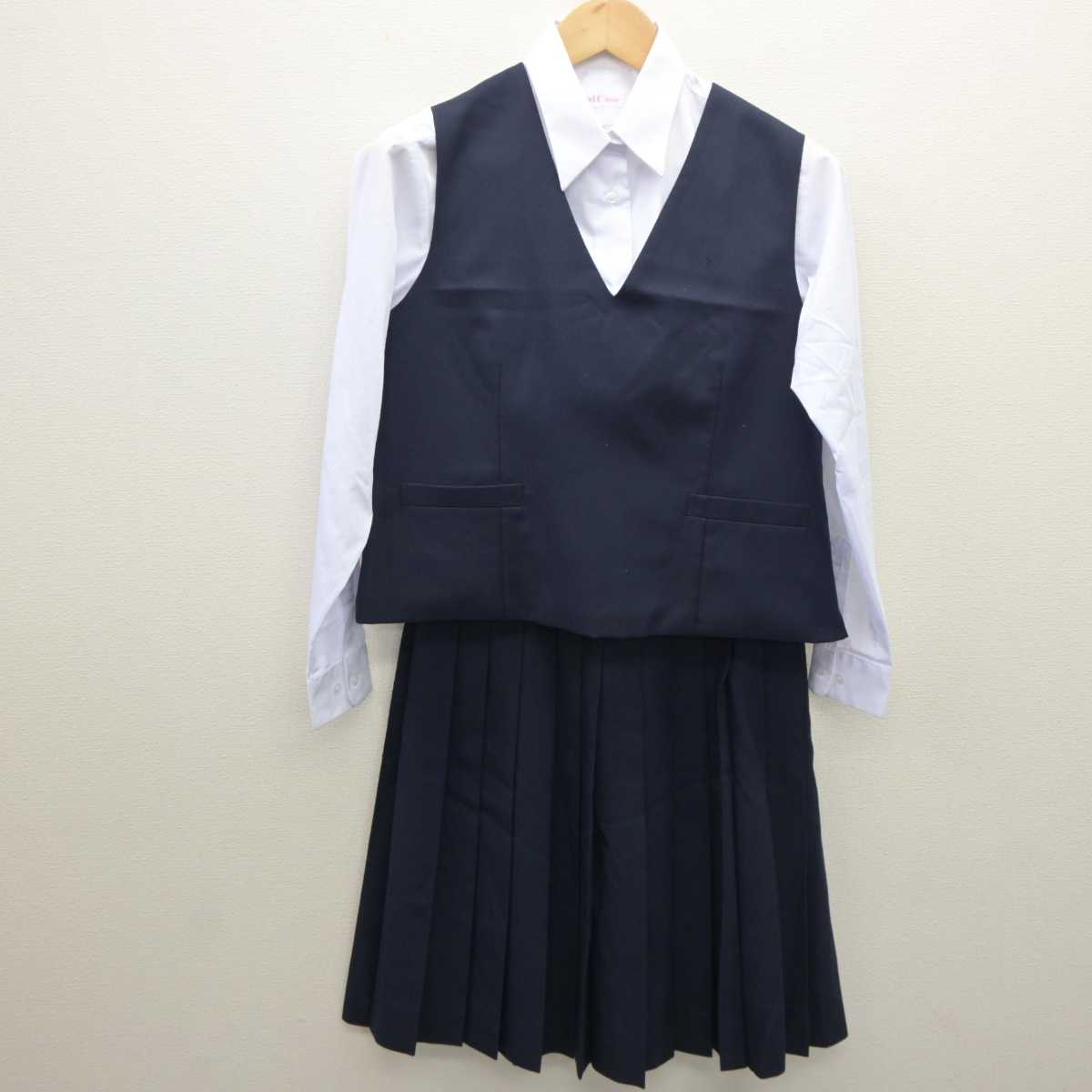 【中古】埼玉県 須賀中学校 女子制服 3点 (ブレザー・シャツ・スカート) sf061288