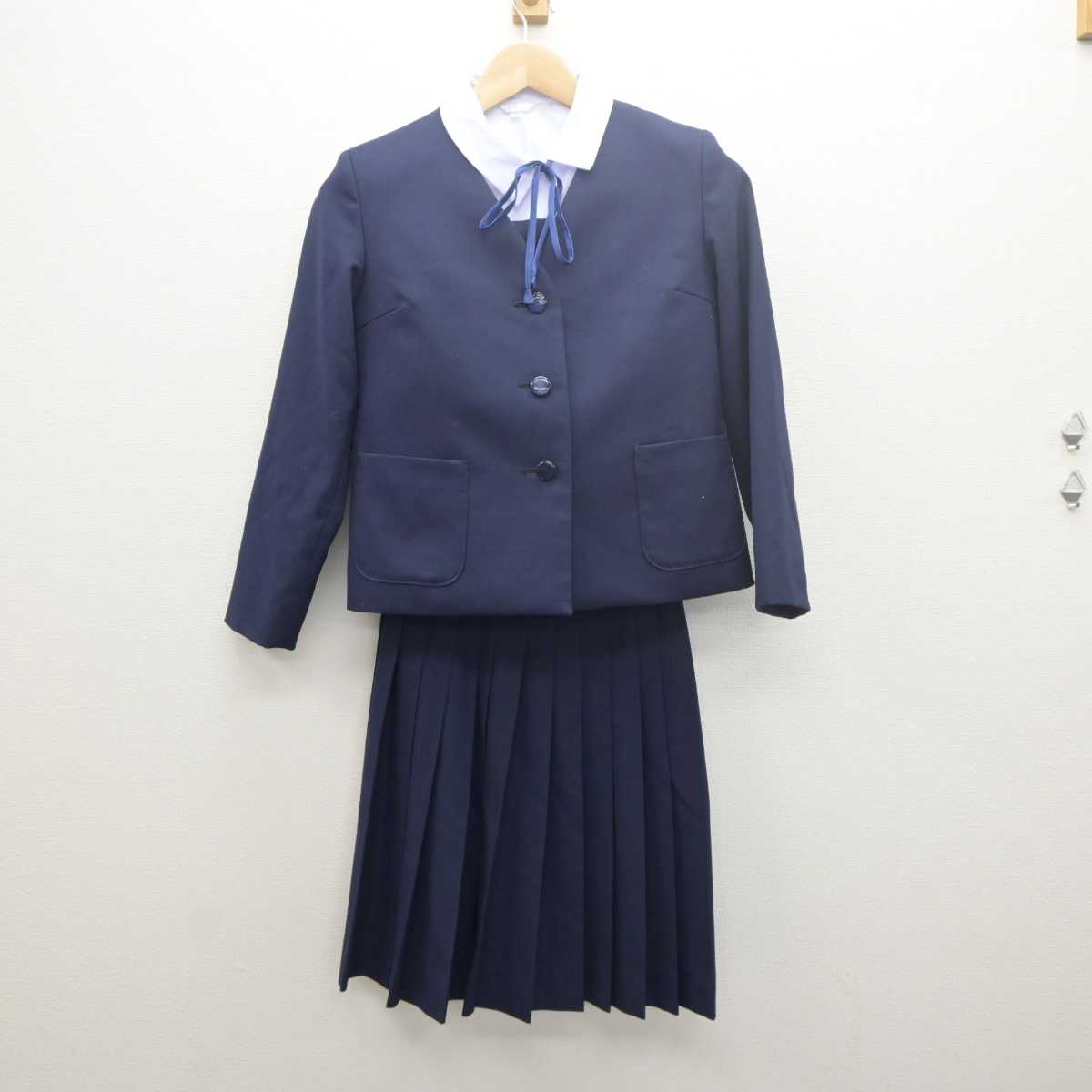 【中古】埼玉県 与野東中学校 女子制服 5点 (ブレザー・ニット・シャツ・スカート) sf061453