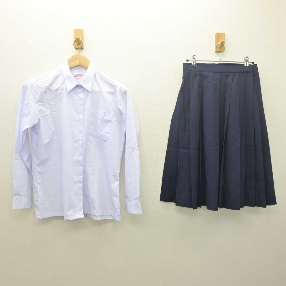 【中古】神奈川県 荻野中学校 女子制服 3点 (ブレザー・シャツ・スカート) sf061466