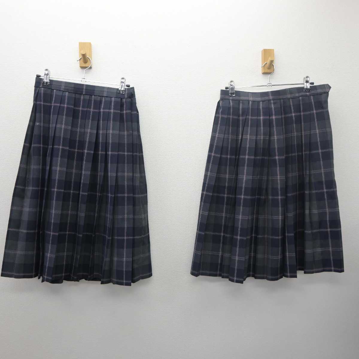 【中古】千葉県 花見川中学校 女子制服 3点 (セーラー服・スカート) sf061570