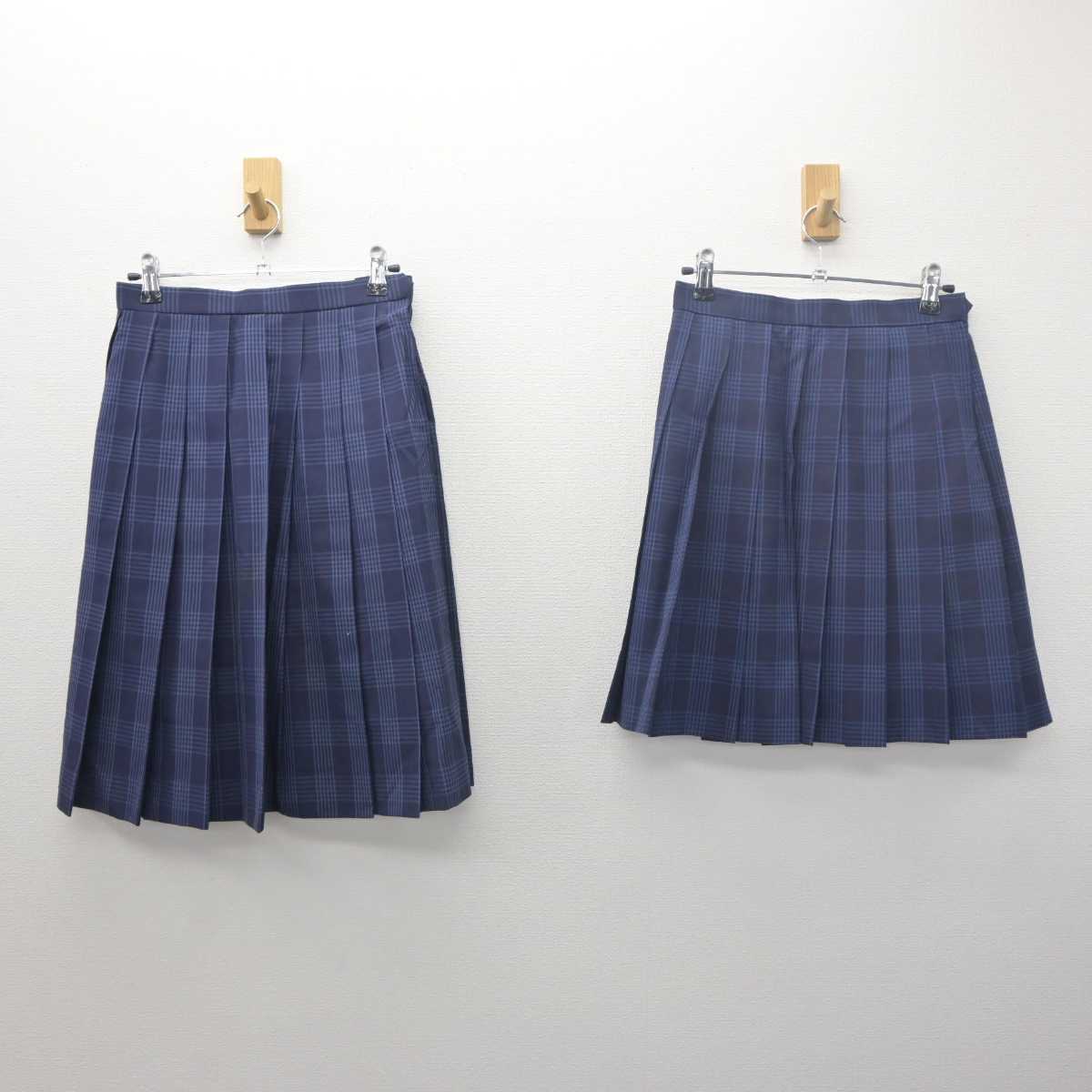 【中古】 学校名不明 女子制服 2点 (スカート・スカート) sf061619