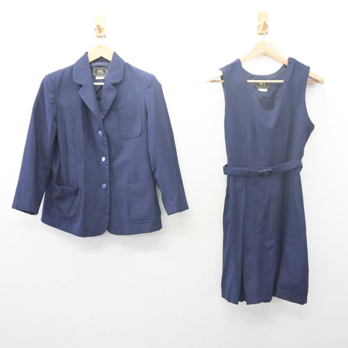 【中古】埼玉県 羽生市立東中学校 女子制服 2点 (ブレザー・ジャンパースカート) sf061692