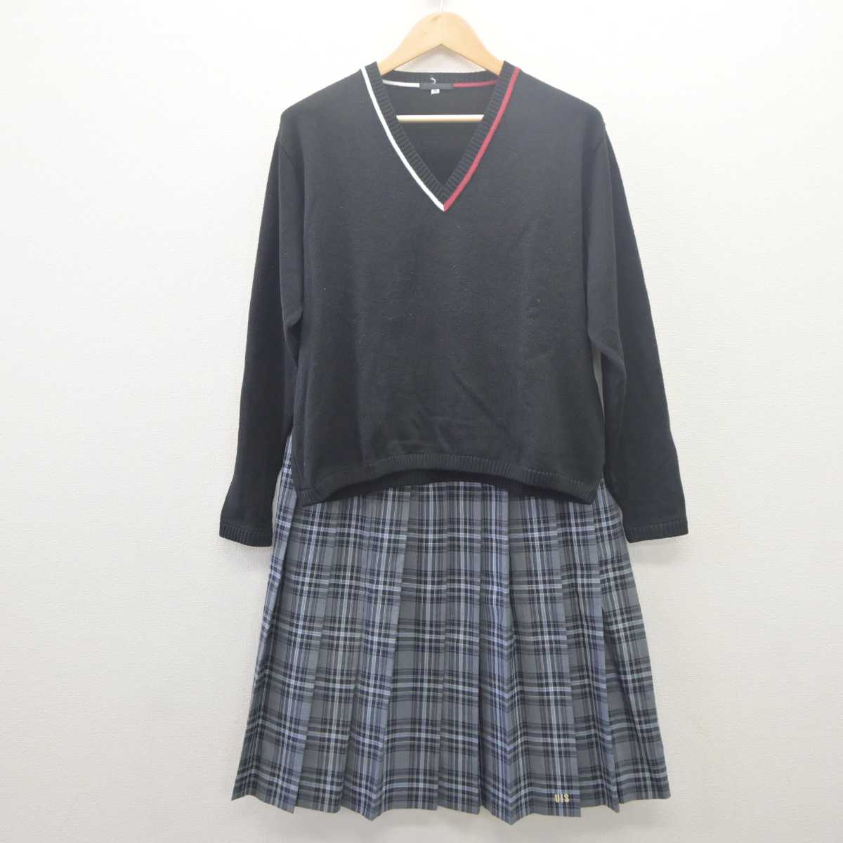 【中古】大分県 宇佐産業科学高等学校 女子制服 2点 (ニット・スカート) sf061717