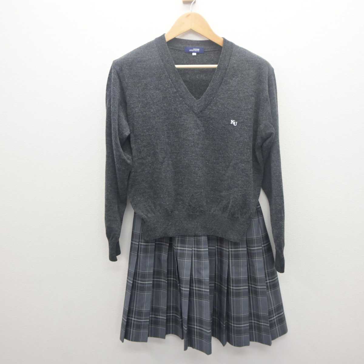 【中古】神奈川県 神奈川大学附属高等学校 女子制服 4点 (ブレザー・ニット・スカート) sf061845