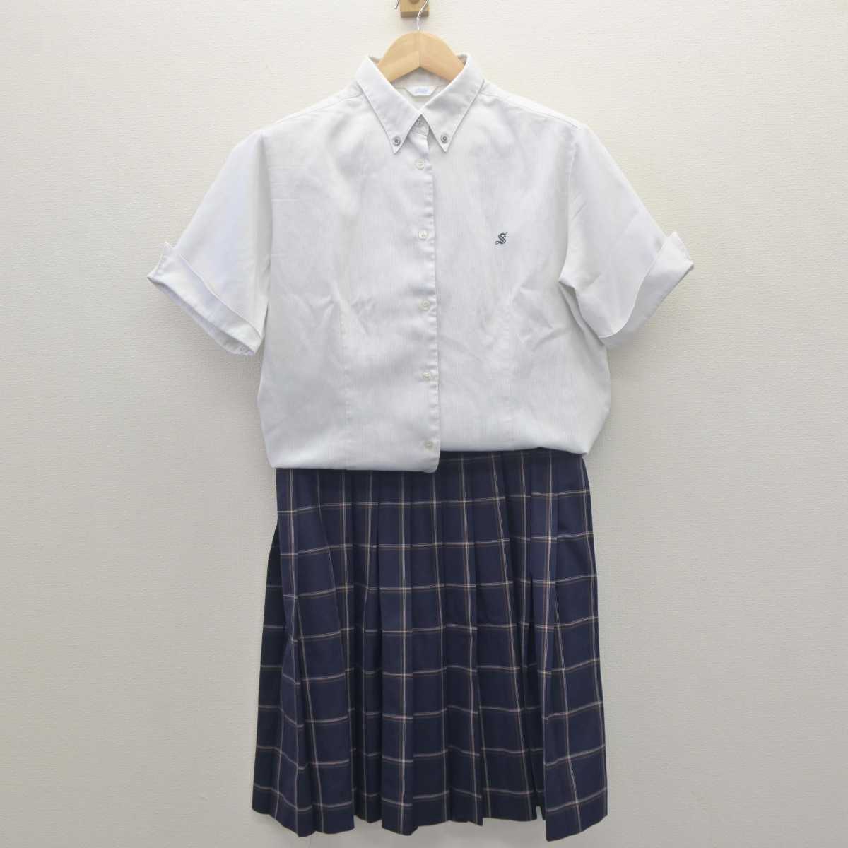 【中古】栃木県 作新学院高等学校 女子制服 3点 (シャツ・スカート) sf062038