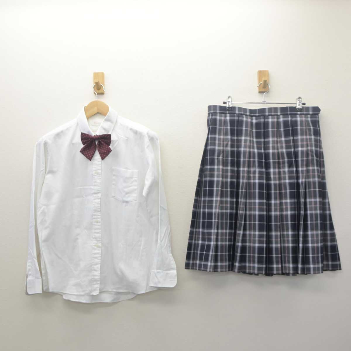 【中古】大阪府 堺西高等学校 女子制服 5点 (ブレザー・ニット・シャツ・スカート) sf062079