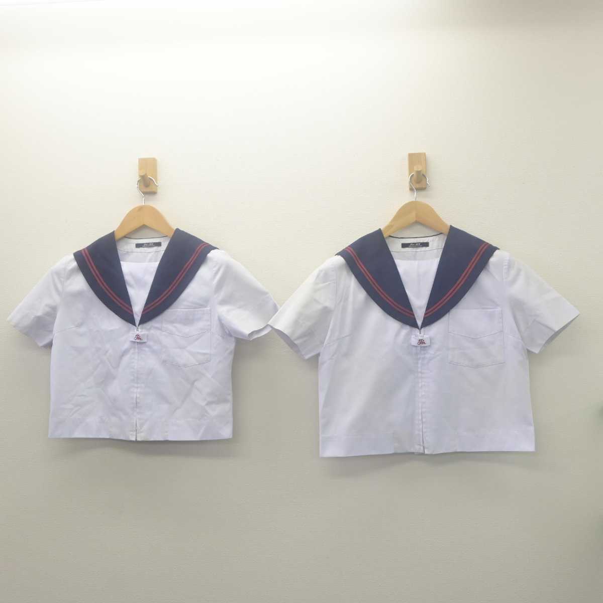 【中古】大阪府 箕面市立第五中学校 女子制服 2点 (セーラー服・セーラー服) sf062123