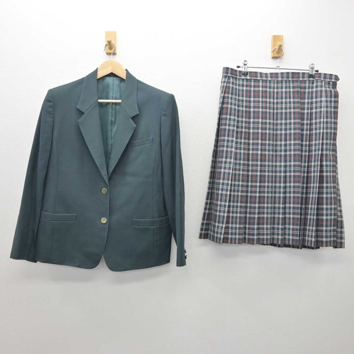 【中古】宮城県 岩沼中学校 女子制服 2点 (ブレザー・スカート) sf062154