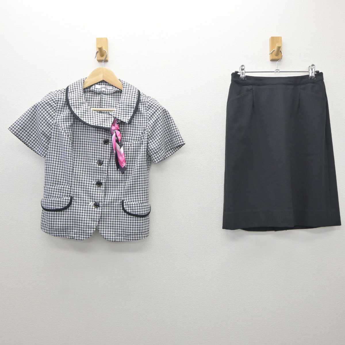 【中古】 事務服 女子制服 4点 (ブラウス・スカート) sf062163