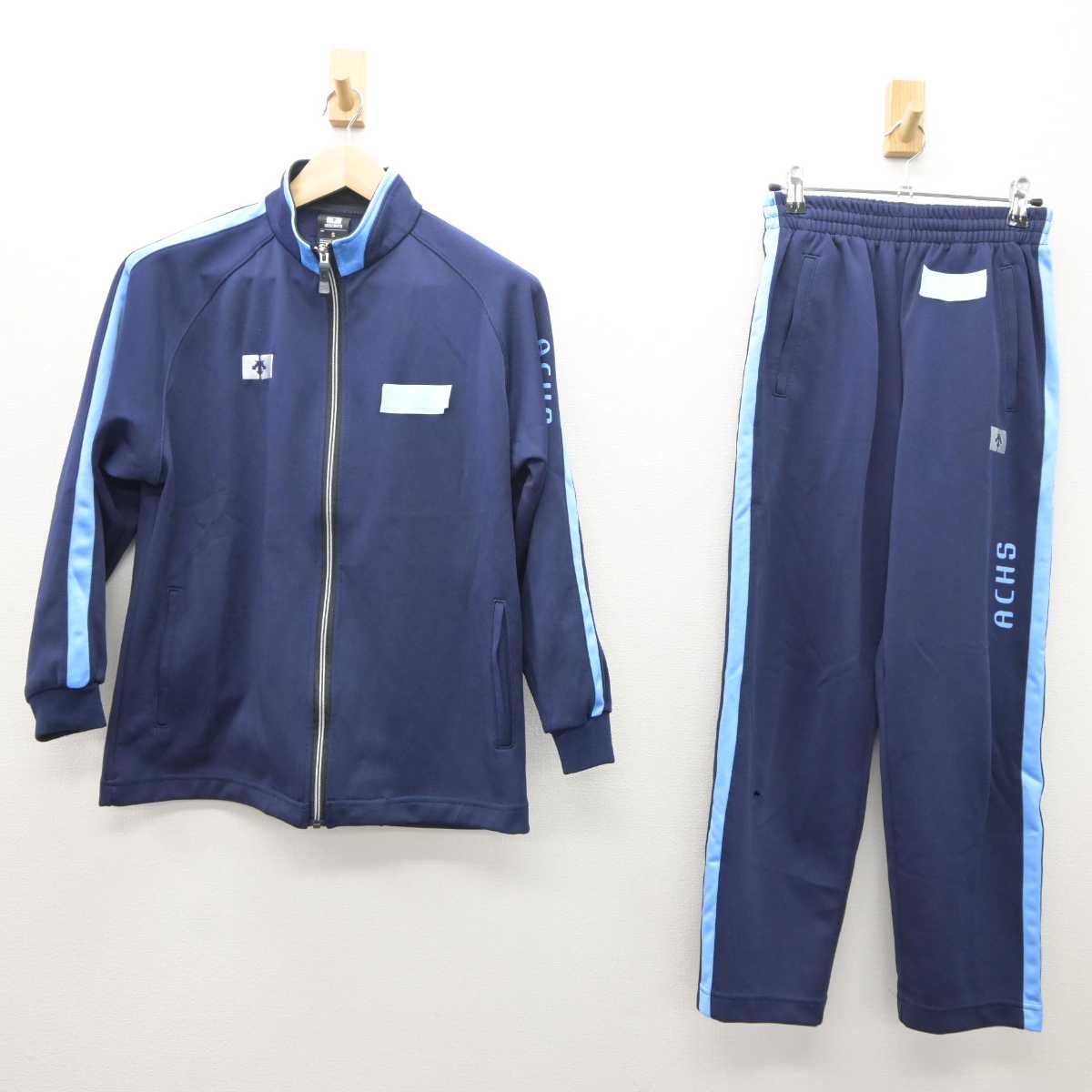 【中古】北海道 北海道旭川商業高等学校 女子制服 2点 (ジャージ 上・ジャージ 下) sf062283