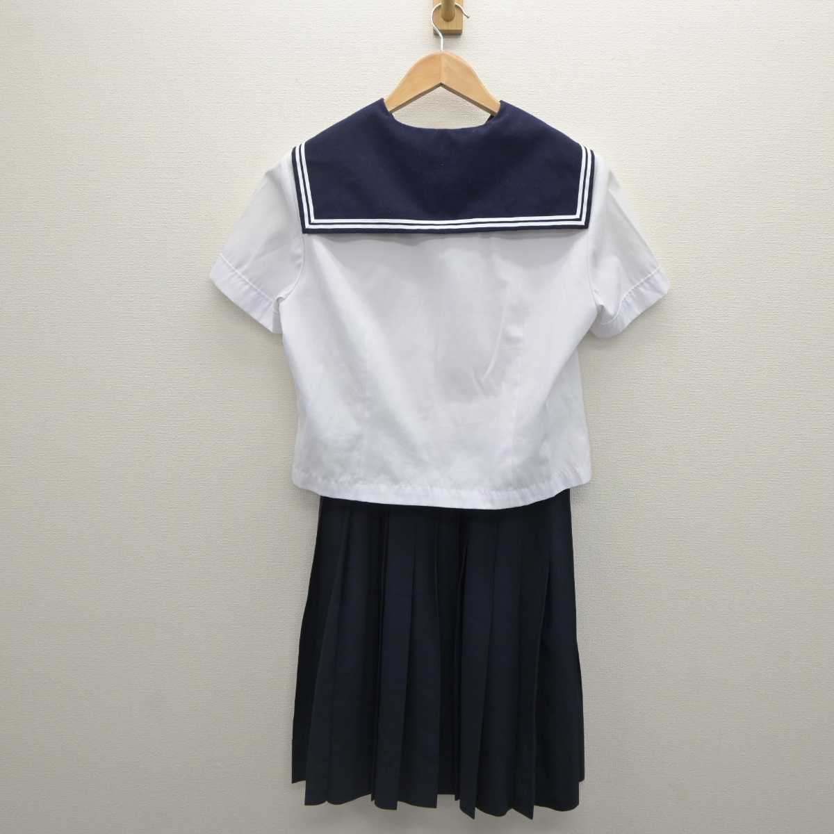 【中古】石川県 清泉中学校 女子制服 3点 (セーラー服・スカート) sf062387