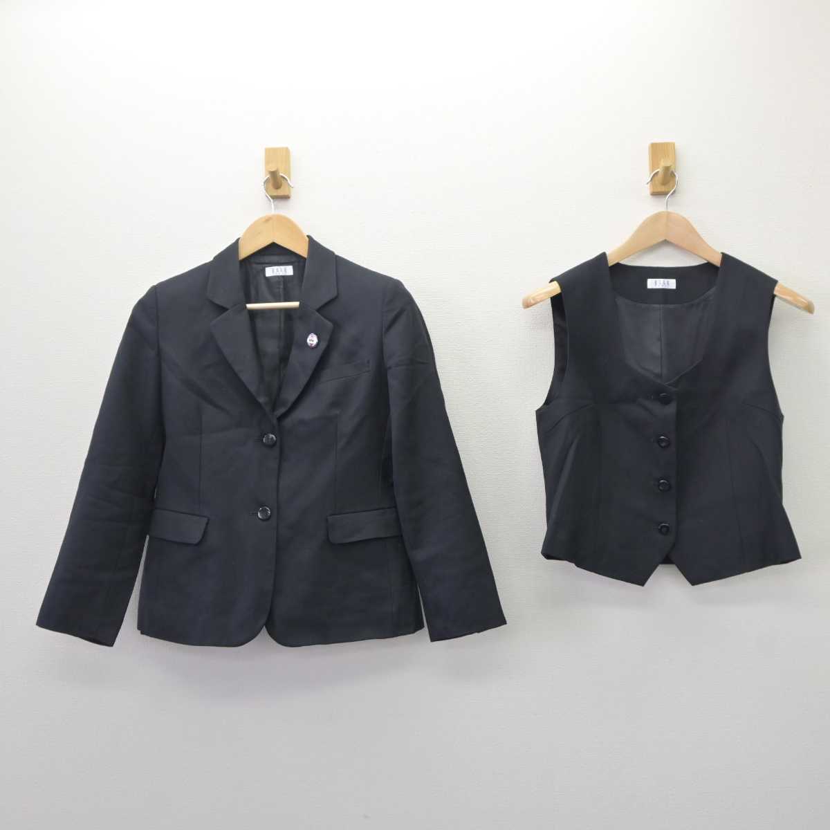 【中古】群馬県 太田女子高等学校 女子制服 6点 (ブレザー・ベスト・シャツ・スカート) sf062430