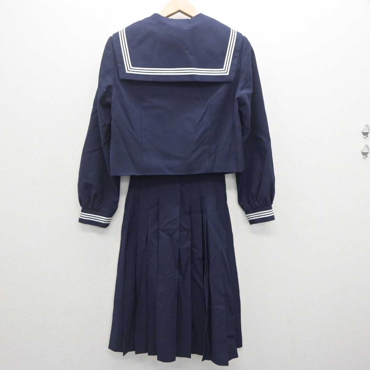 【中古】埼玉県 仲町中学校 女子制服 3点 (セーラー服・スカート) sf062694