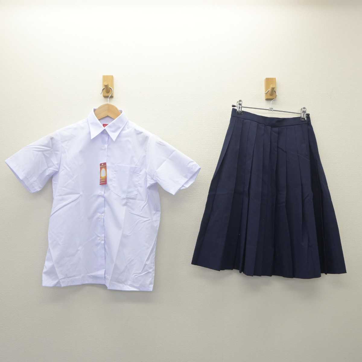 【中古】神奈川県 大野南中学校 女子制服 2点 (シャツ・スカート) sf062959