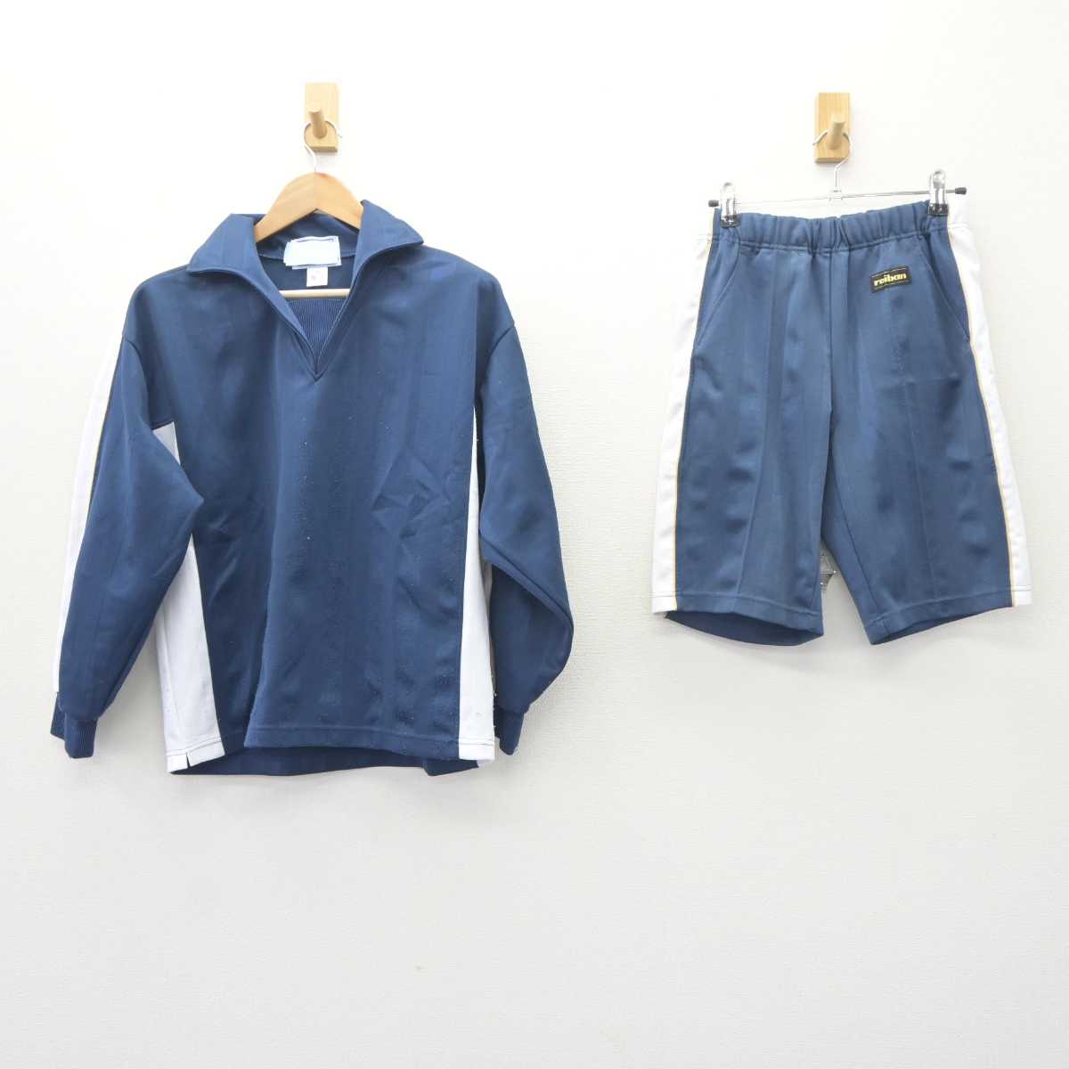 【中古】神奈川県 大野南中学校 女子制服 2点 (ジャージ 上・体操服 下) sf062960