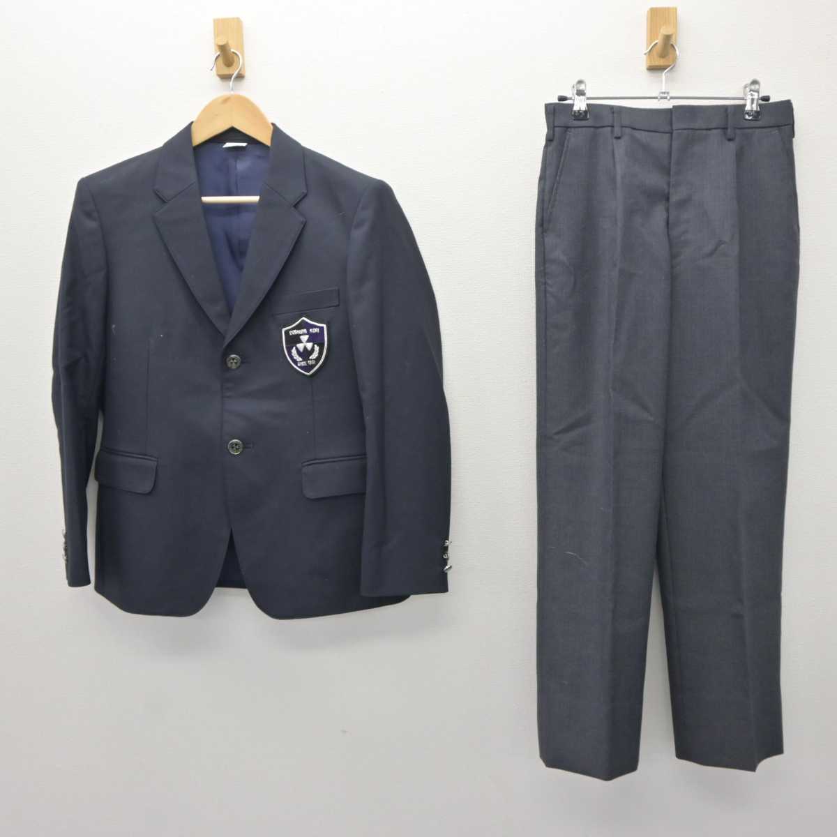 【中古】大阪府 同志社香里中学校 男子制服 2点 (ブレザー・ズボン) sf063118