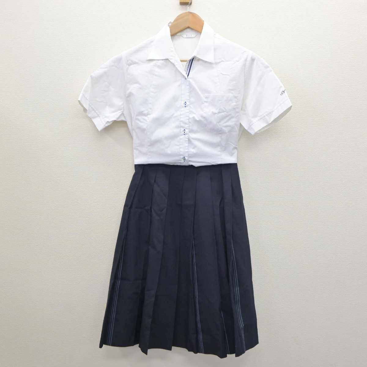 【中古】福岡県 中村学園女子高等学校 女子制服 2点 (シャツ・スカート) sf063132