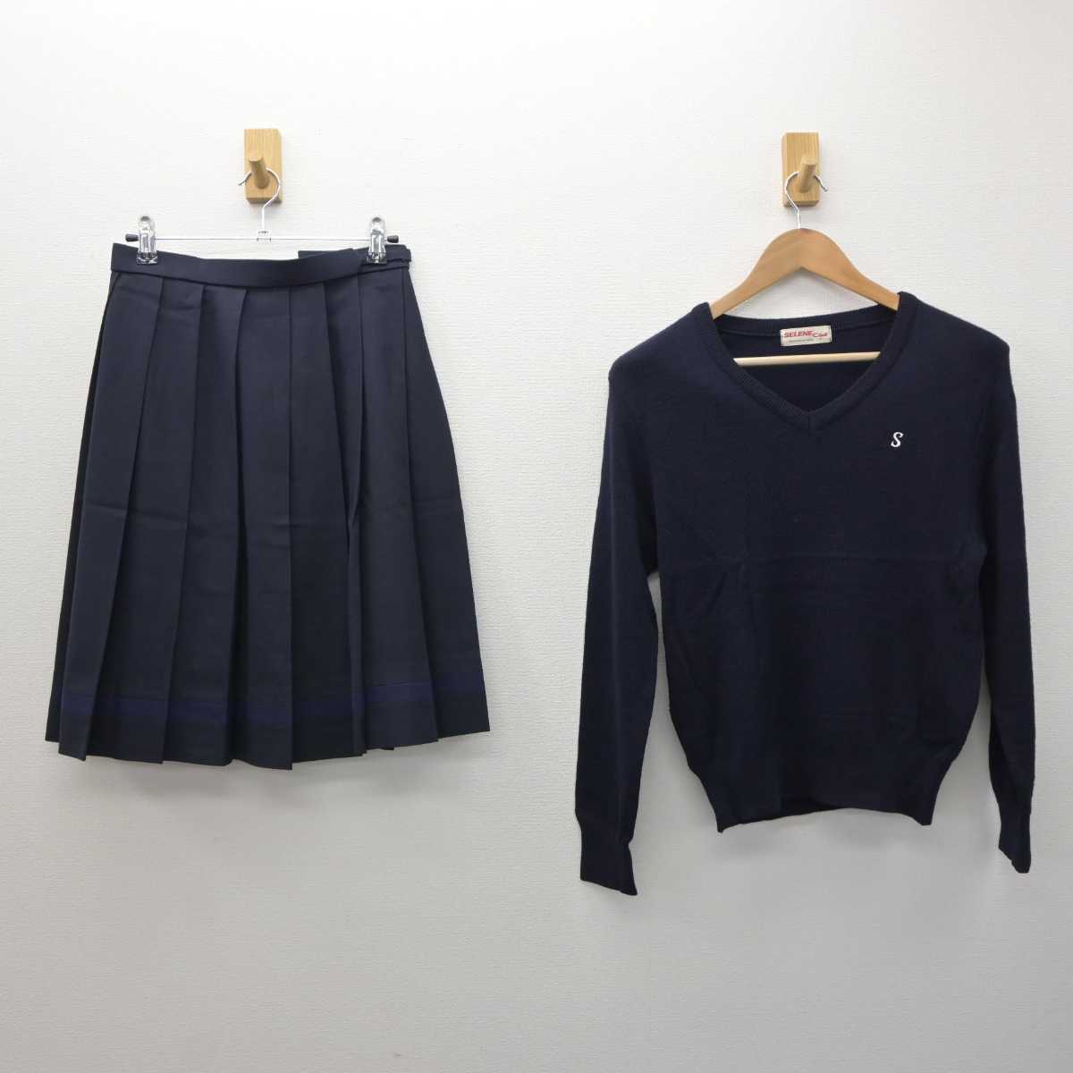 【中古】埼玉県 狭山ヶ丘高等学校 女子制服 4点 (ブレザー・ニット・スカート) sf063175