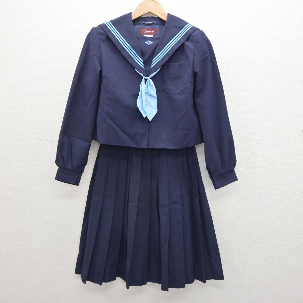 【中古】青森県 むつ中学校 女子制服 3点 (セーラー服・スカート) sf063180