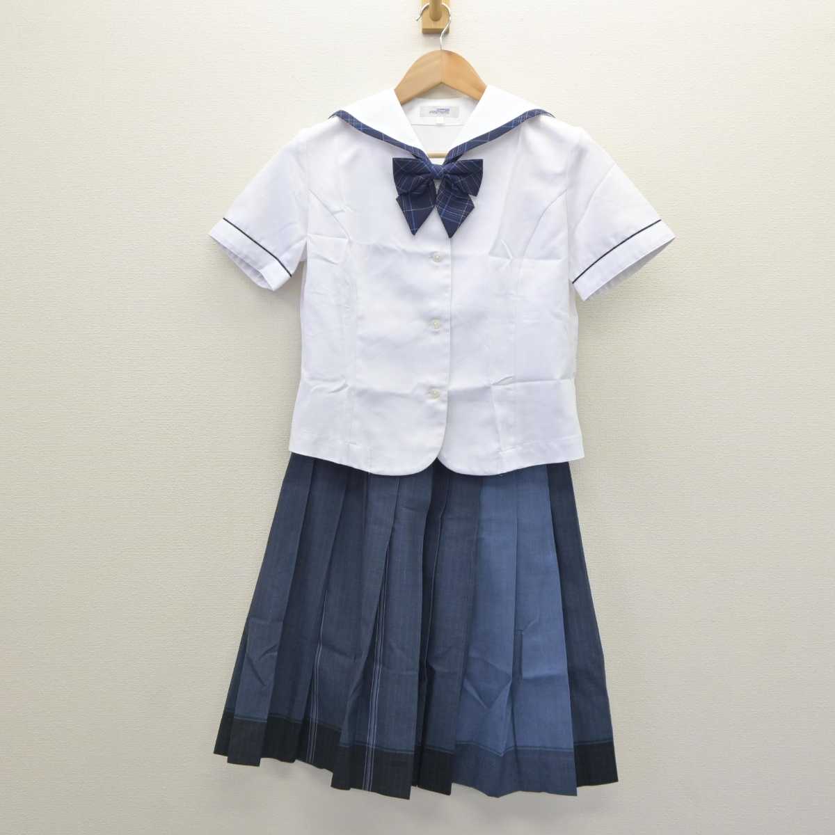 【中古】鹿児島県 樟南高等学校 女子制服 4点 (セーラー服・セーラー服・スカート) sf063285