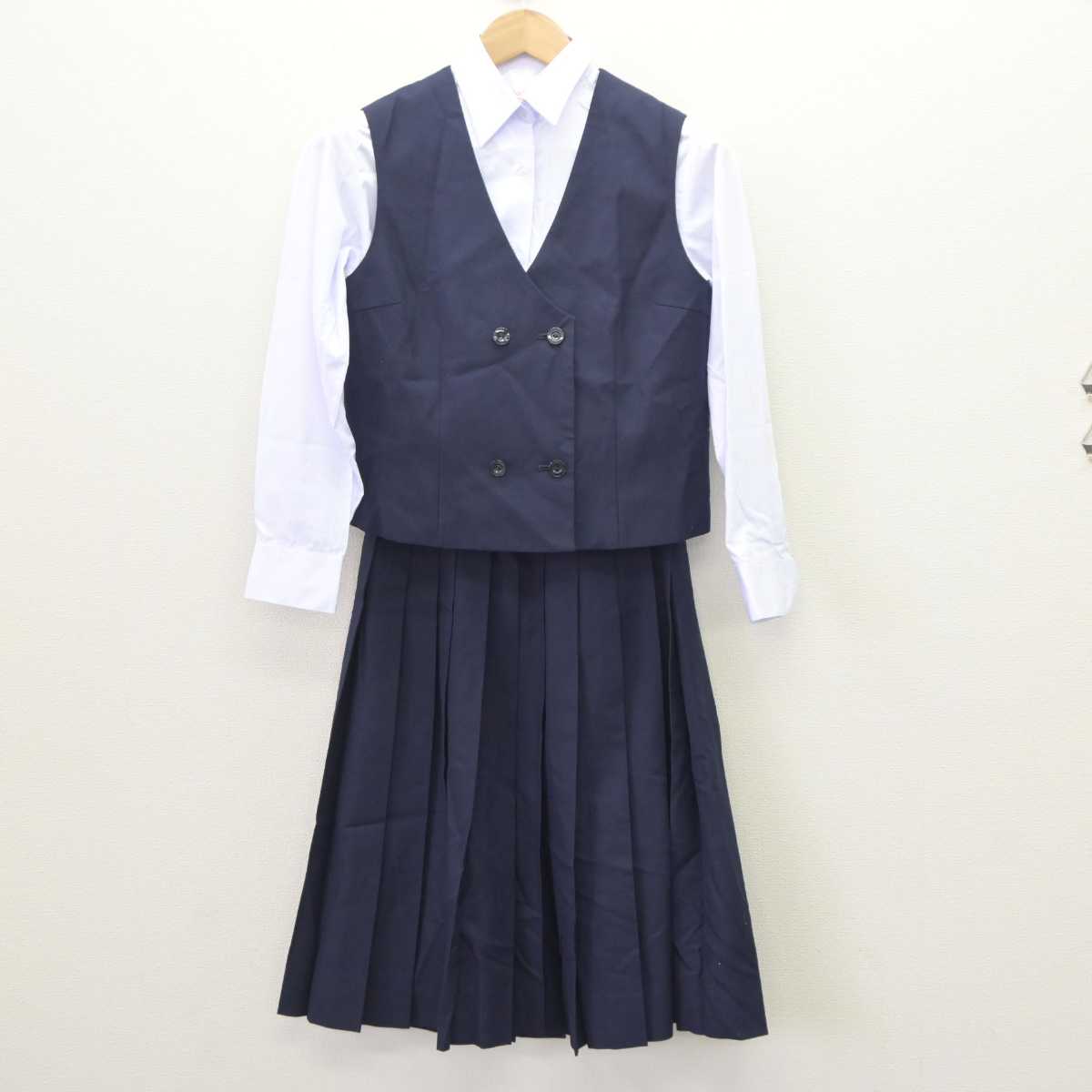 【中古】大阪府 大阪市立東中学校 女子制服 4点 (ブレザー・ベスト・シャツ・スカート) sf063330