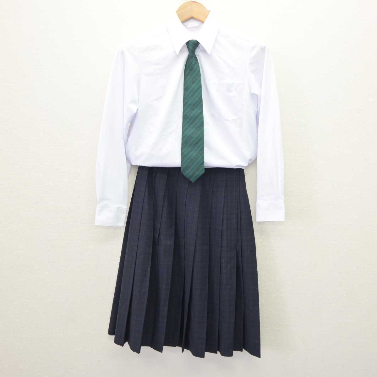 【中古】福岡県 福岡市立中学校標準服 女子制服 4点 (ブレザー・シャツ・スカート) sf063350